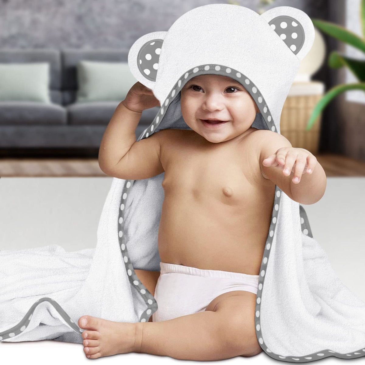 White | White hooded baby towel set